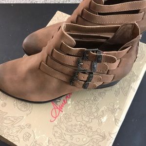 American Rag Tan Booties size 9